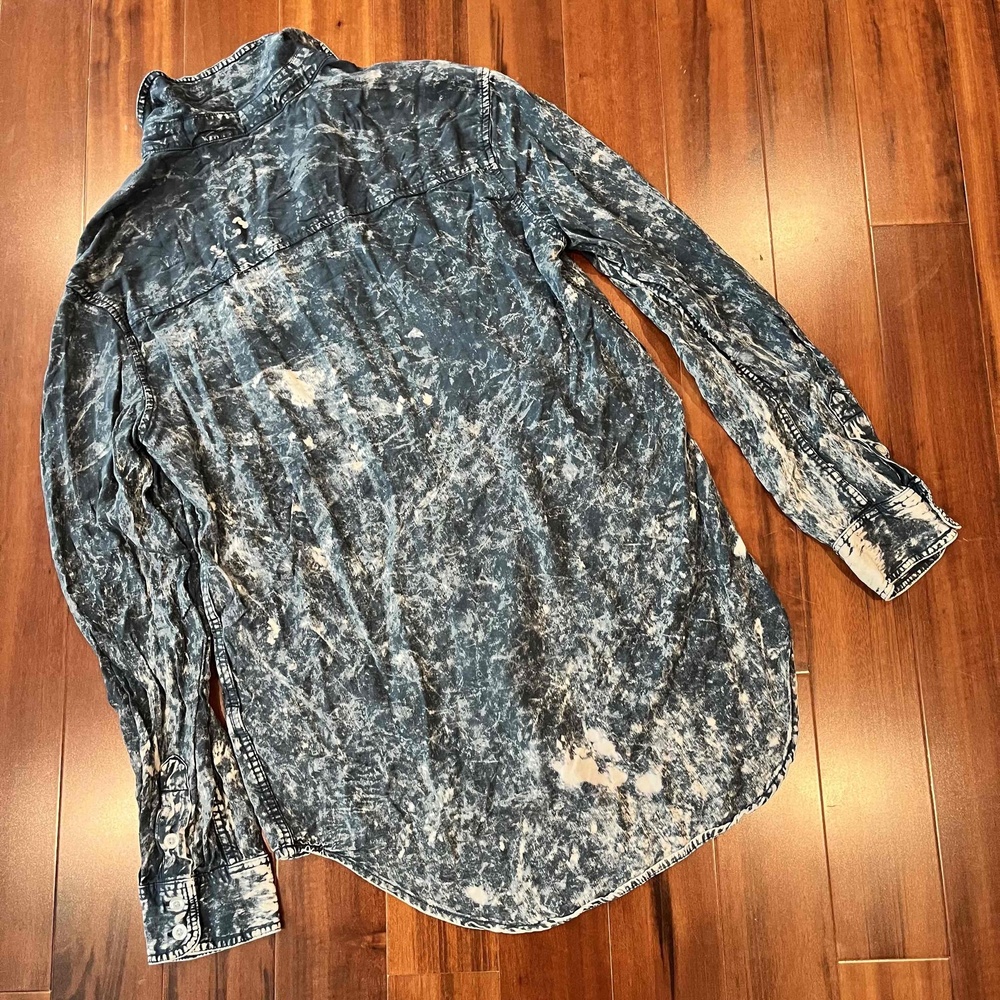 BYCORPUS Blue Shirt Tie Dye Marled Pattern Long Sleeve Collar Button Down Sz S - Picture 3 of 7